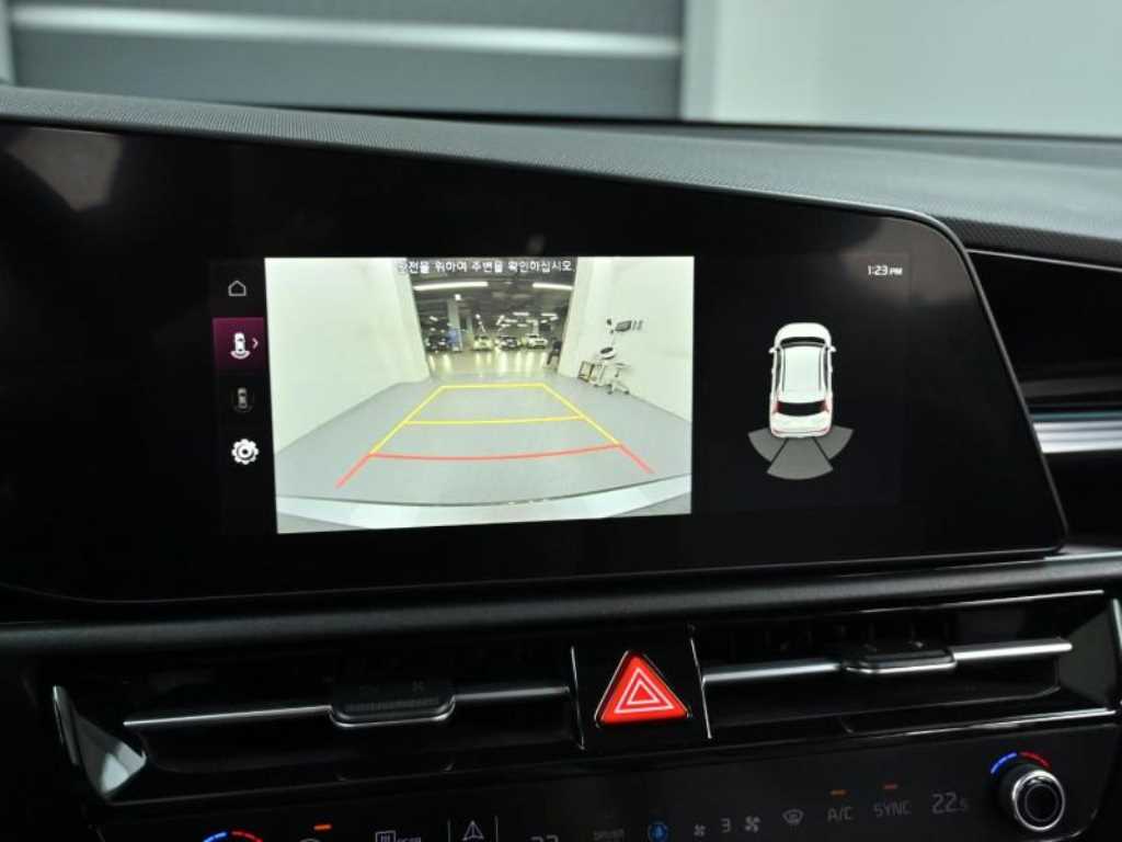 Kia Niro — photo 15