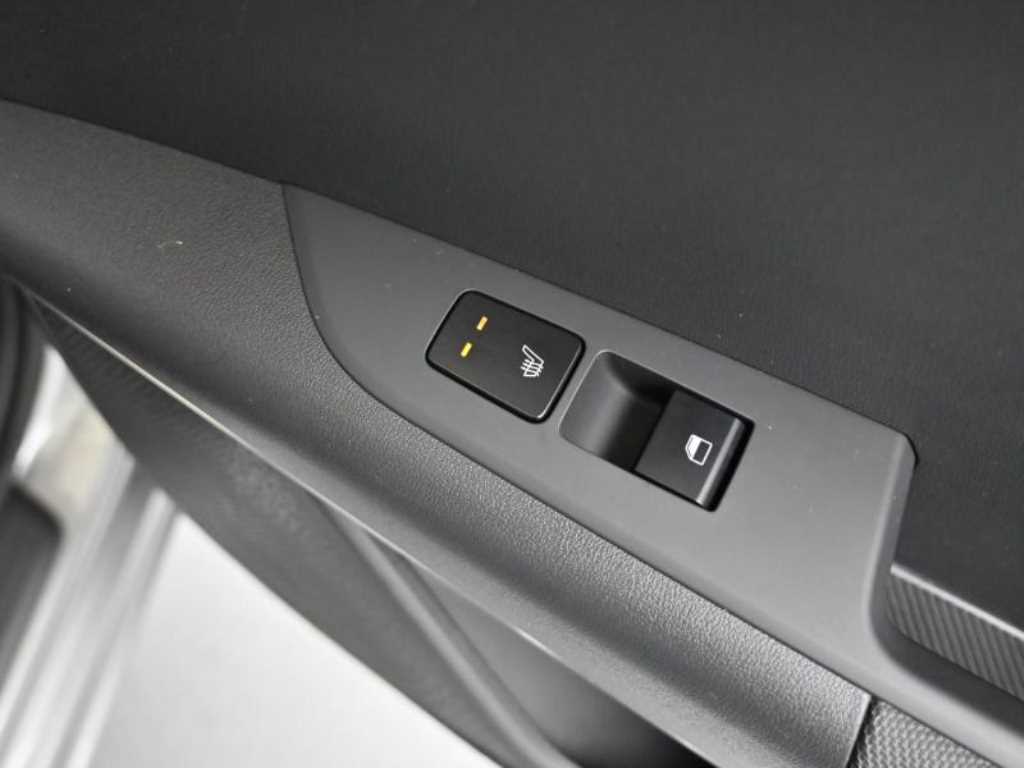 Kia Niro — photo 16