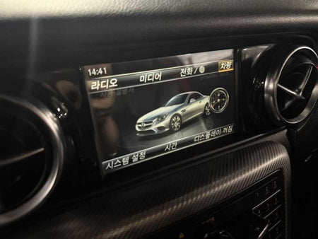 Mercedes-Benz SLC-Class — photo 13