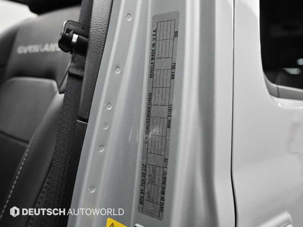 Jeep Wrangler — photo 20