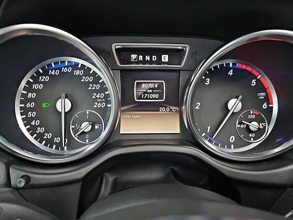 Mercedes-Benz G-Class — photo 06