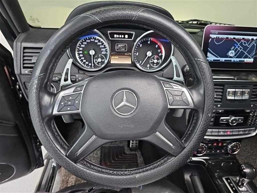 Mercedes-Benz G-Class — photo 09