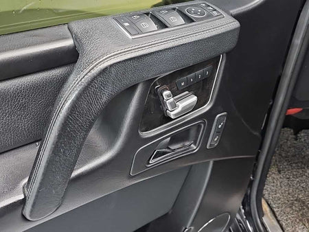 Mercedes-Benz G-Class — photo 16