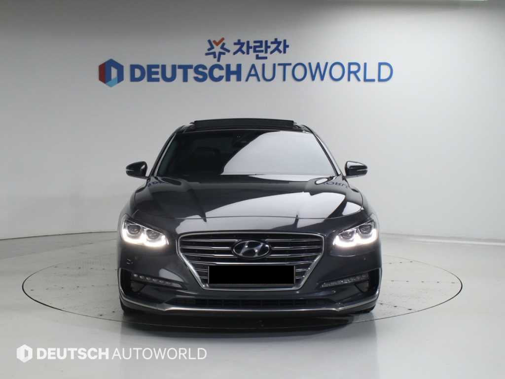 Hyundai Grandeur — photo 03