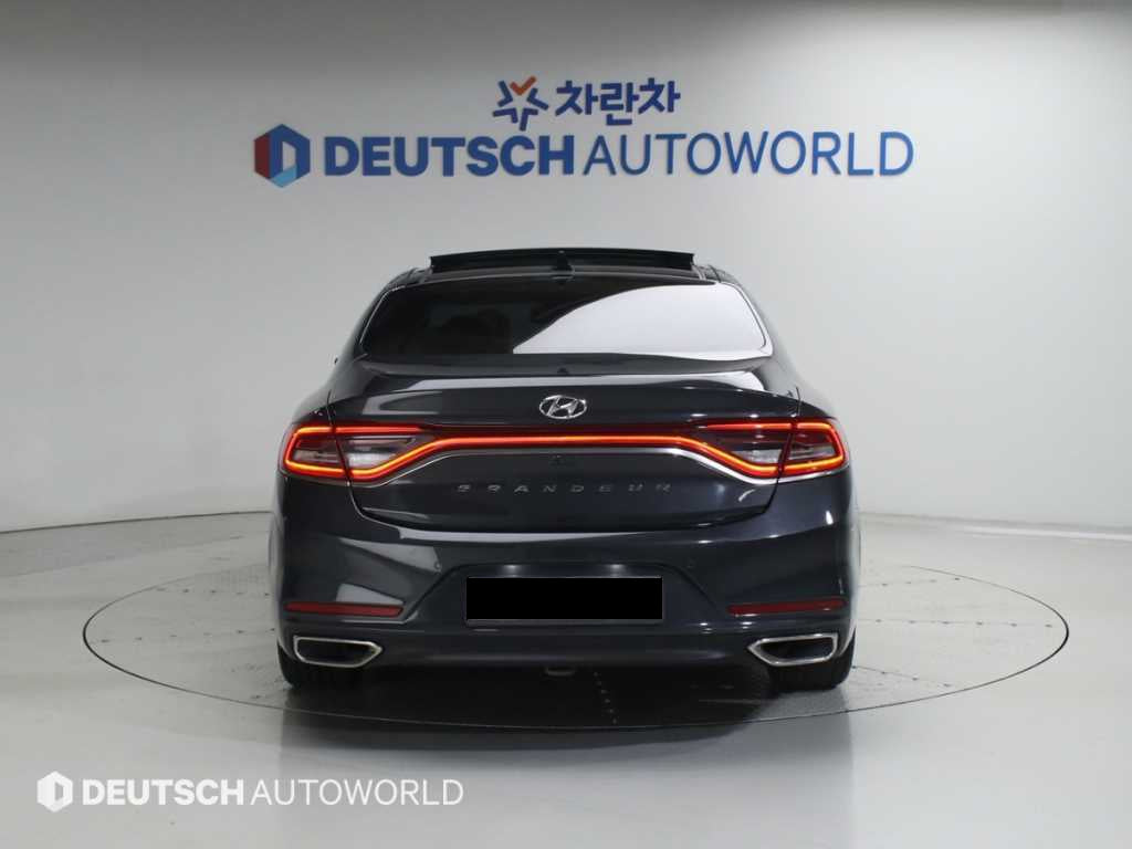 Hyundai Grandeur — photo 04
