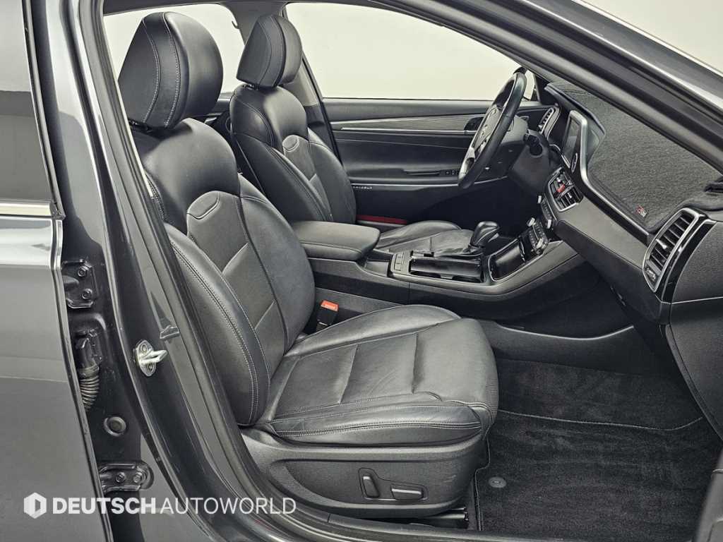 Hyundai Grandeur — photo 10