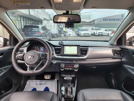 Kia Stonic — photo 06