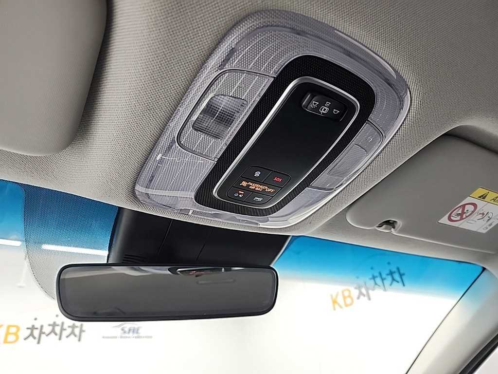 Hyundai Avante — photo 15