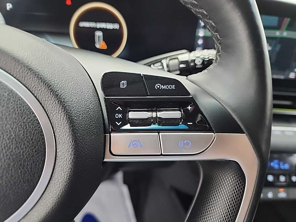 Hyundai Avante — photo 16