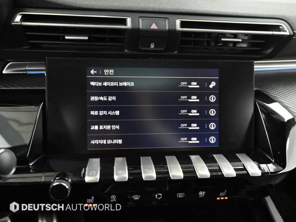 Peugeot 508 — photo 17