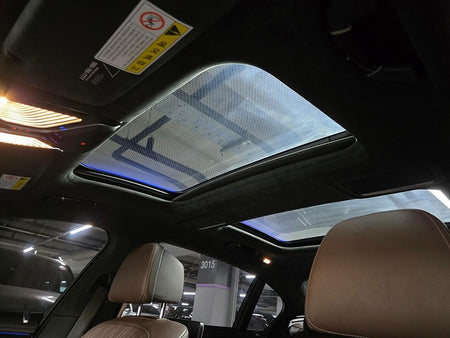 BMW 7-Series — photo 16