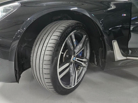 BMW 7-Series — photo 20