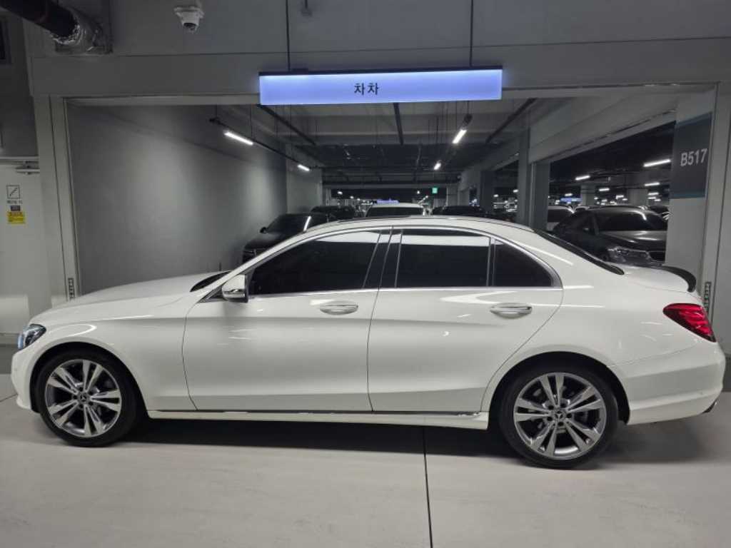 Mercedes-Benz C-Class — photo 03
