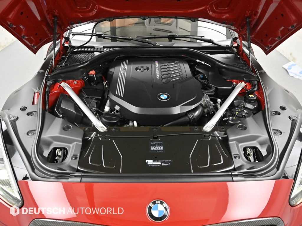 BMW Z4 — photo 08