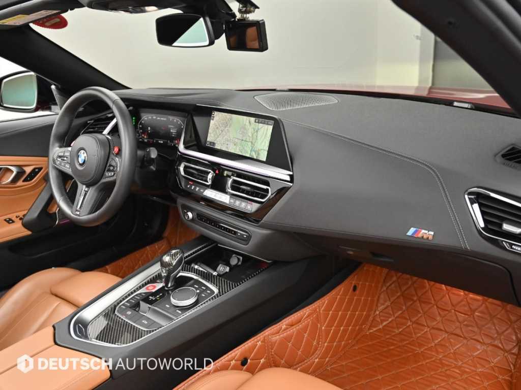 BMW Z4 — photo 09