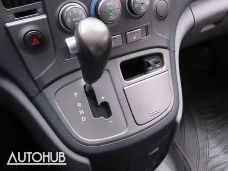 Hyundai Starex — photo 07