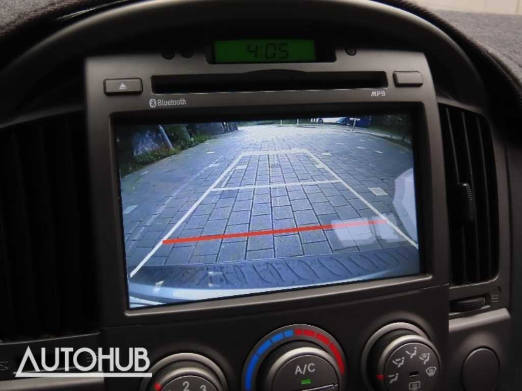 Hyundai Starex — photo 10