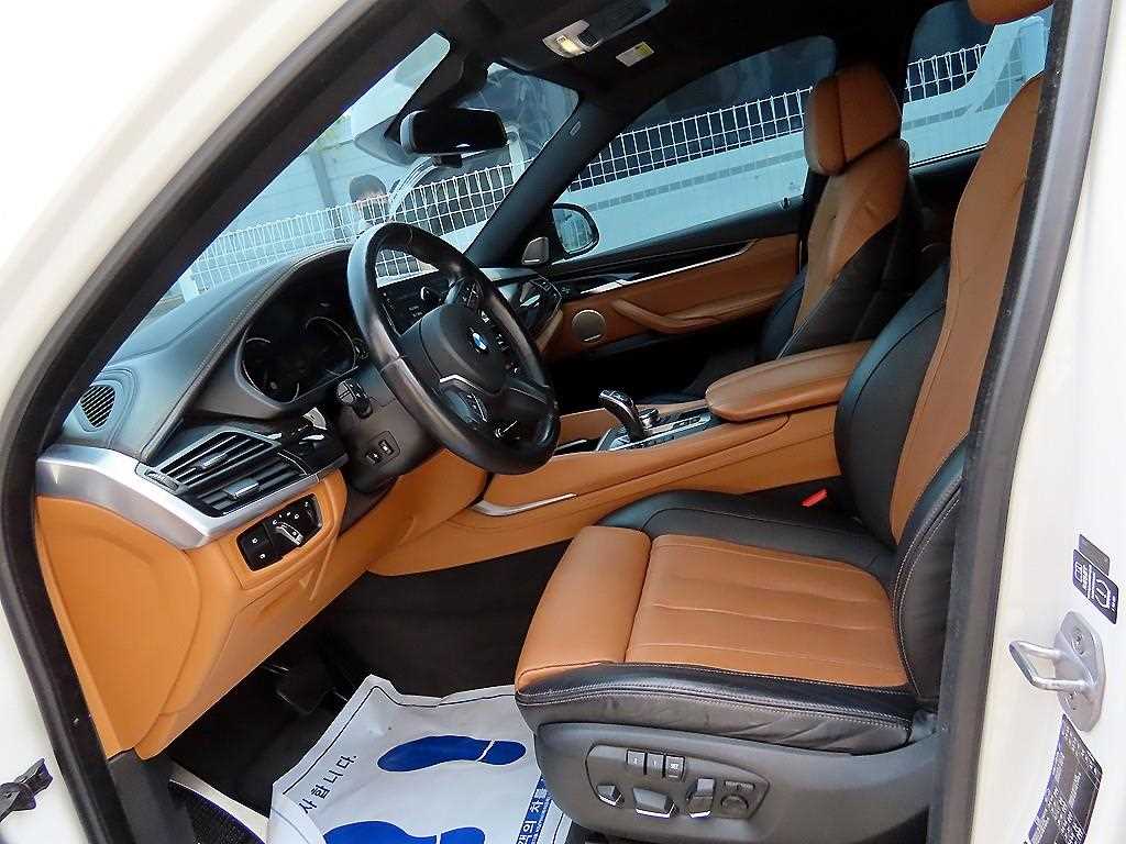 BMW X6 — photo 05