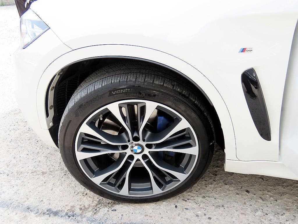 BMW X6 — photo 20
