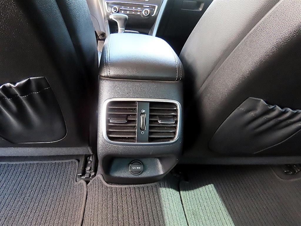 Kia K5 — photo 16