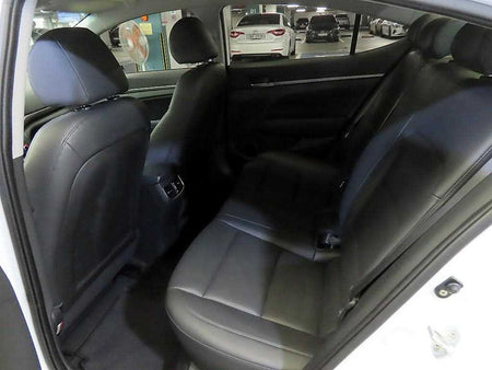 Hyundai Avante — photo 07