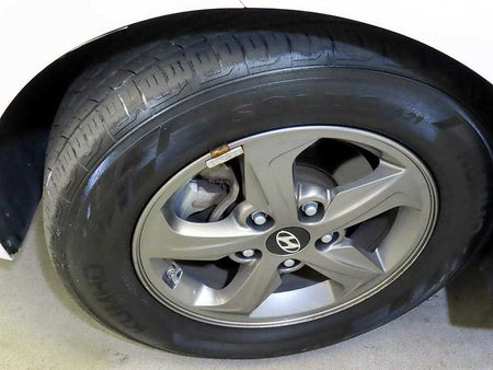 Hyundai Avante — photo 19
