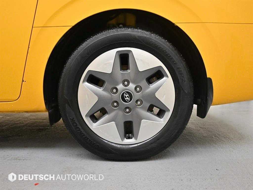 Hyundai Staria — photo 05