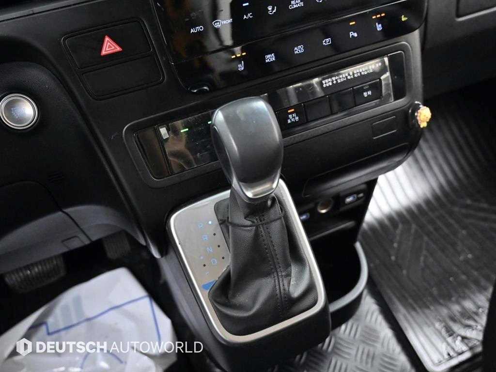 Hyundai Staria — photo 09