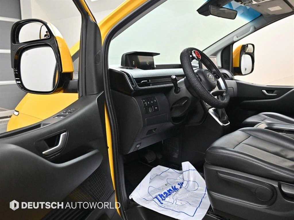 Hyundai Staria — photo 11