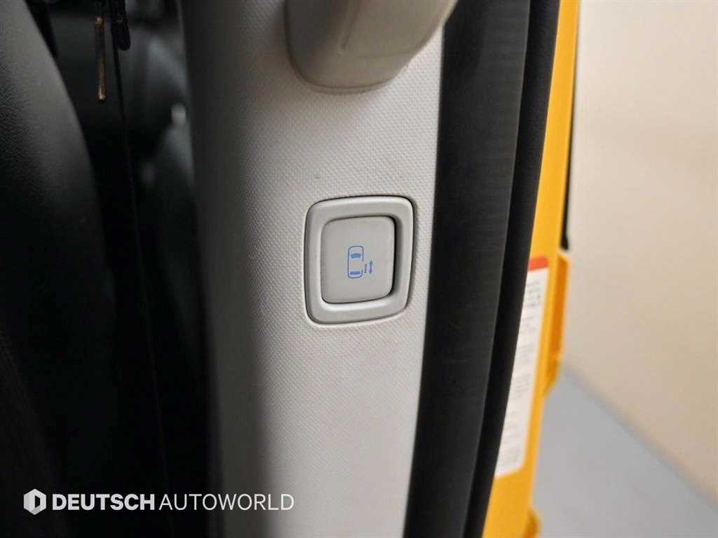 Hyundai Staria — photo 18