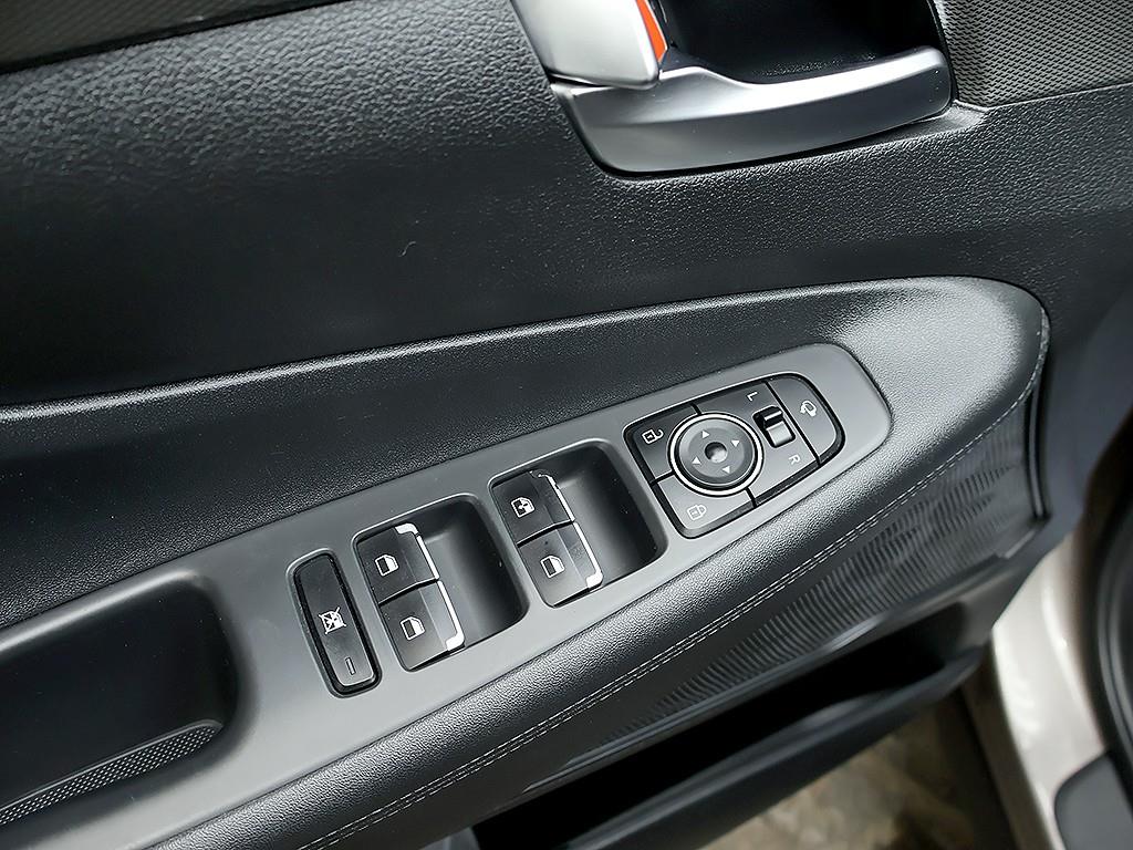 Hyundai Santafe — photo 13