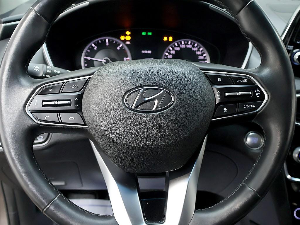Hyundai Santafe — photo 16