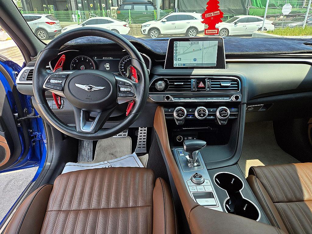 Genesis G70 — photo 05