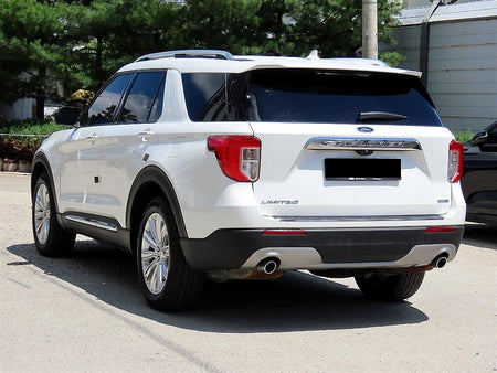 Ford Explorer — photo 03