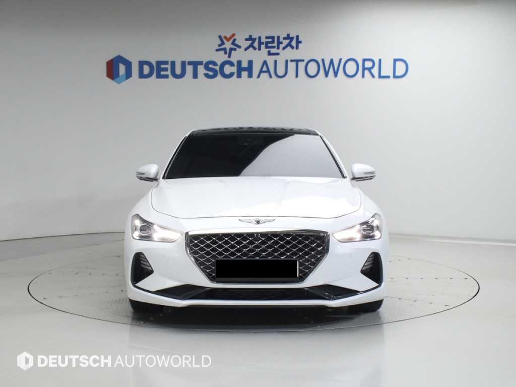 Genesis G70 — photo 03