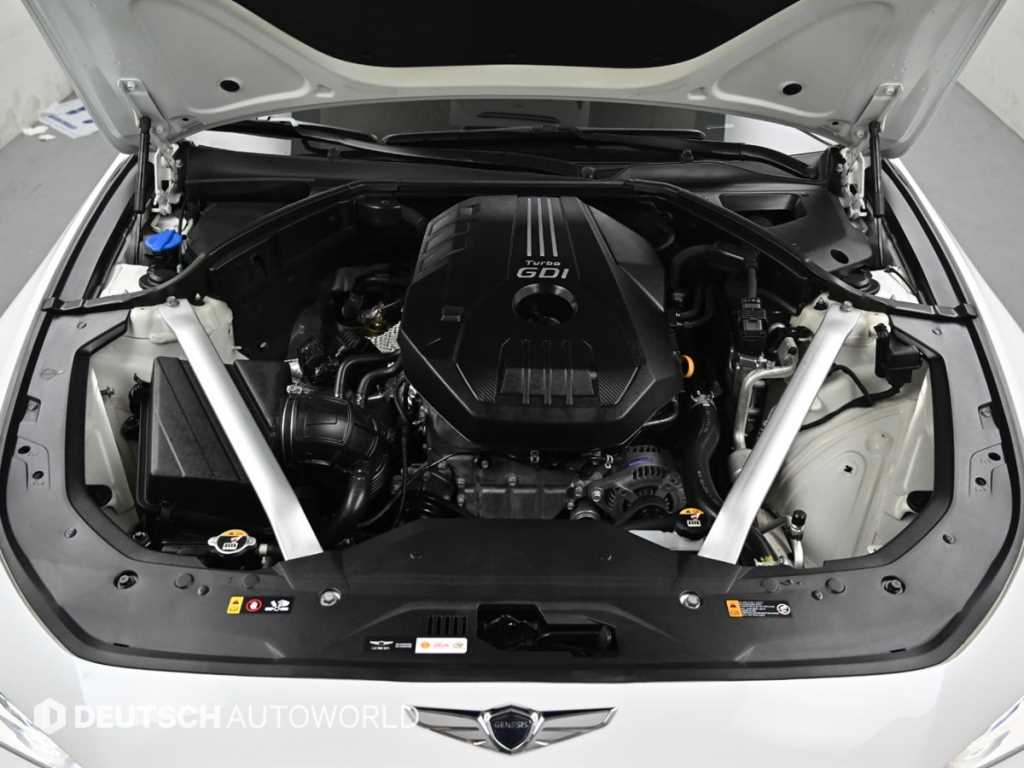 Genesis G70 — photo 06