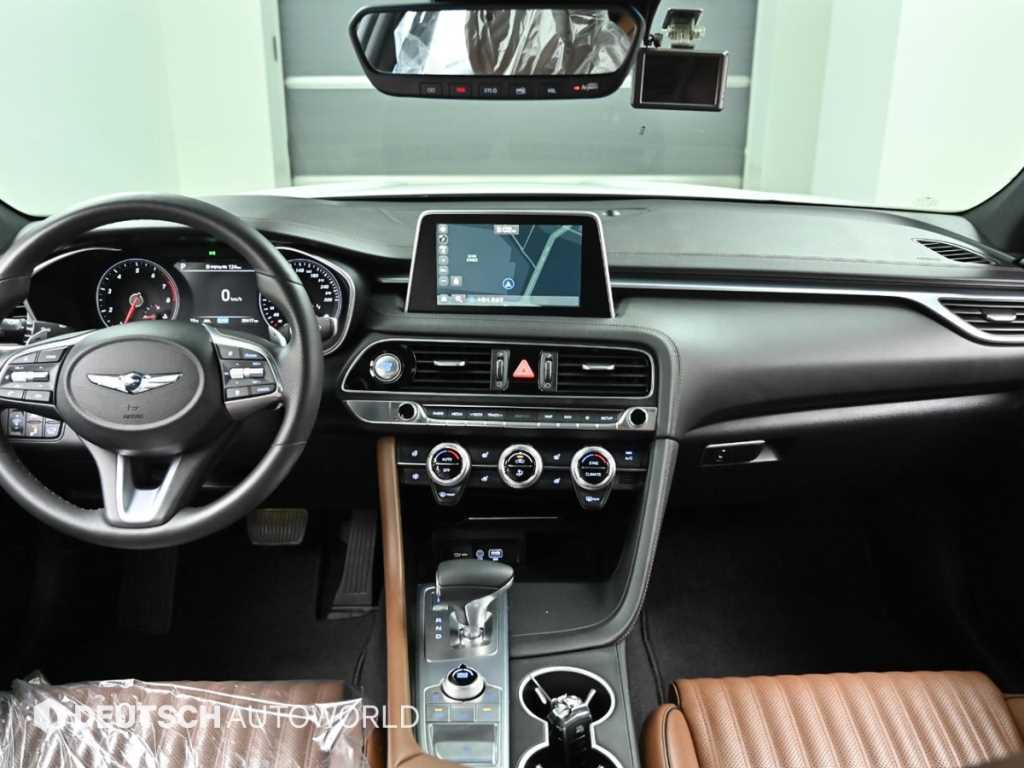 Genesis G70 — photo 07