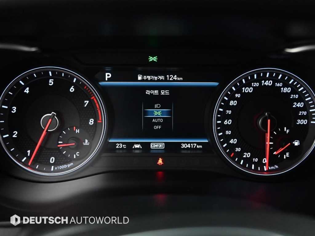 Genesis G70 — photo 08