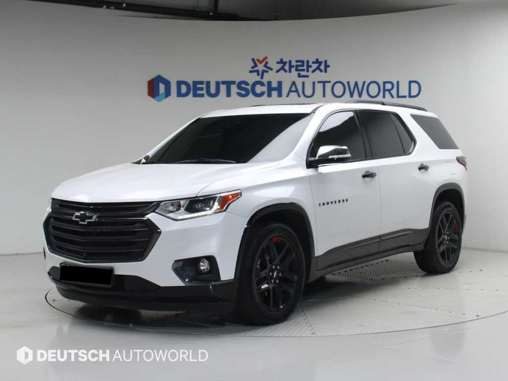 CHEVROLET Traverse — photo 01