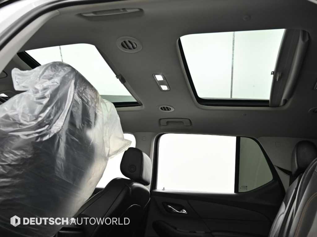 CHEVROLET Traverse — photo 18