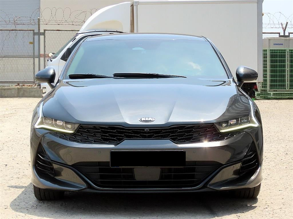 Kia K5 — photo 01