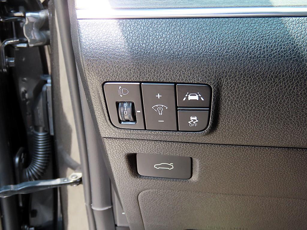 Kia K5 — photo 13