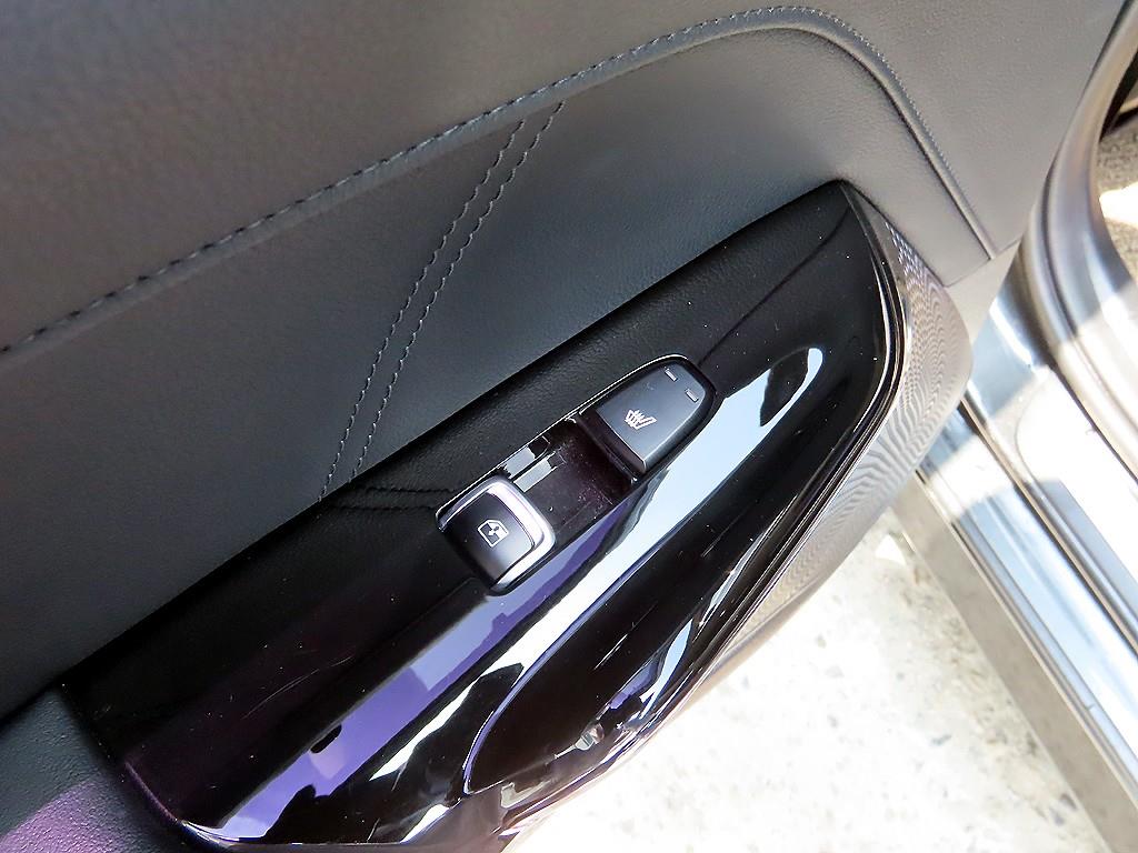 Kia K5 — photo 16