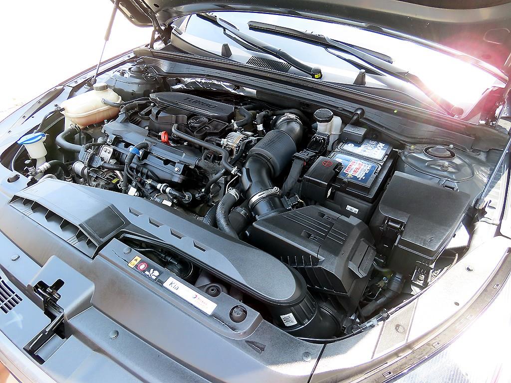 Kia K5 — photo 19