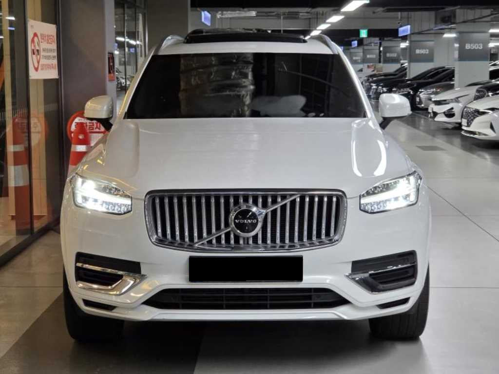 Volvo XC90 — photo 04