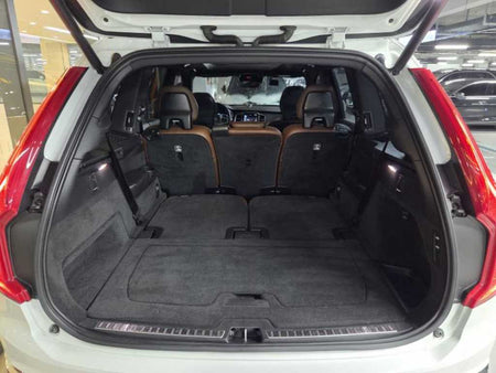 Volvo XC90 — photo 06