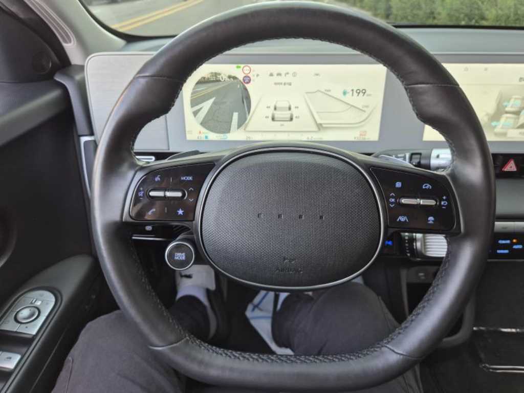 Hyundai Ioniq5 — photo 08