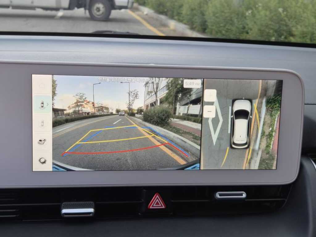Hyundai Ioniq5 — photo 13