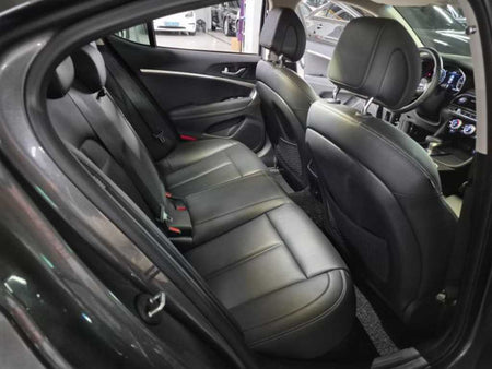 Genesis G70 — photo 11