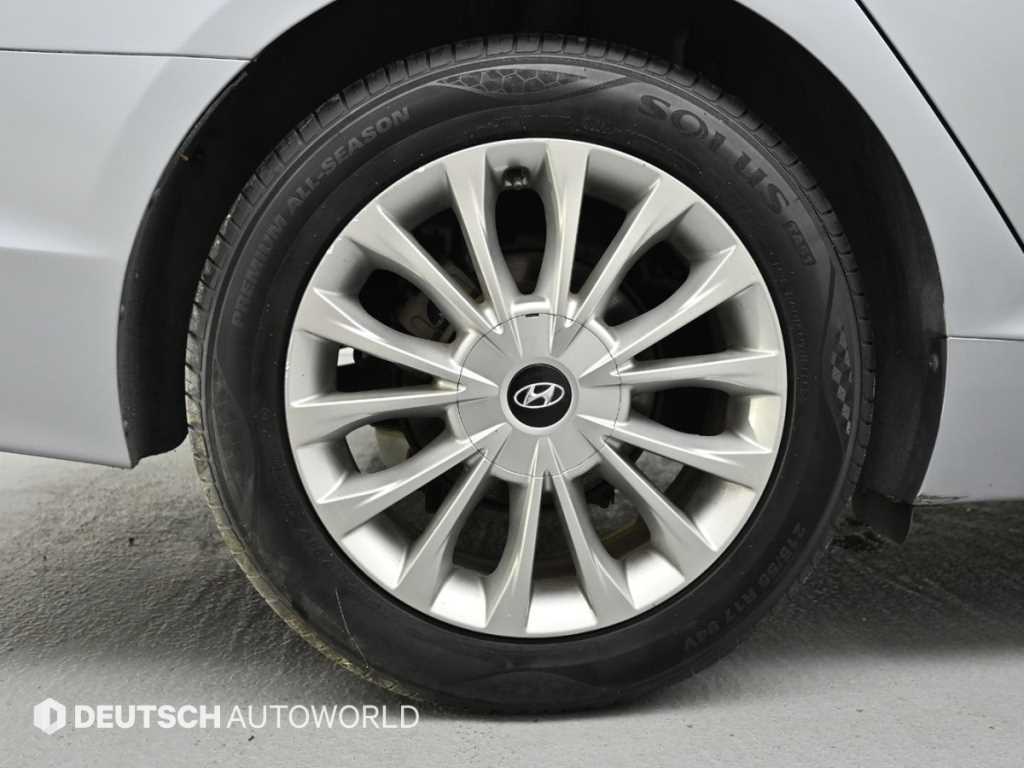 Hyundai Sonata — photo 05